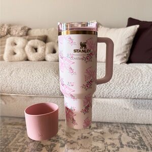 Loveshackfancy x Stanley holiday cup 40OZ
